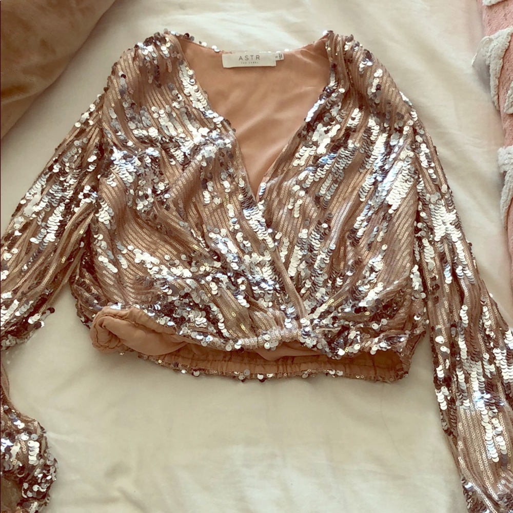 ASTR the Label sequin cropper blouse